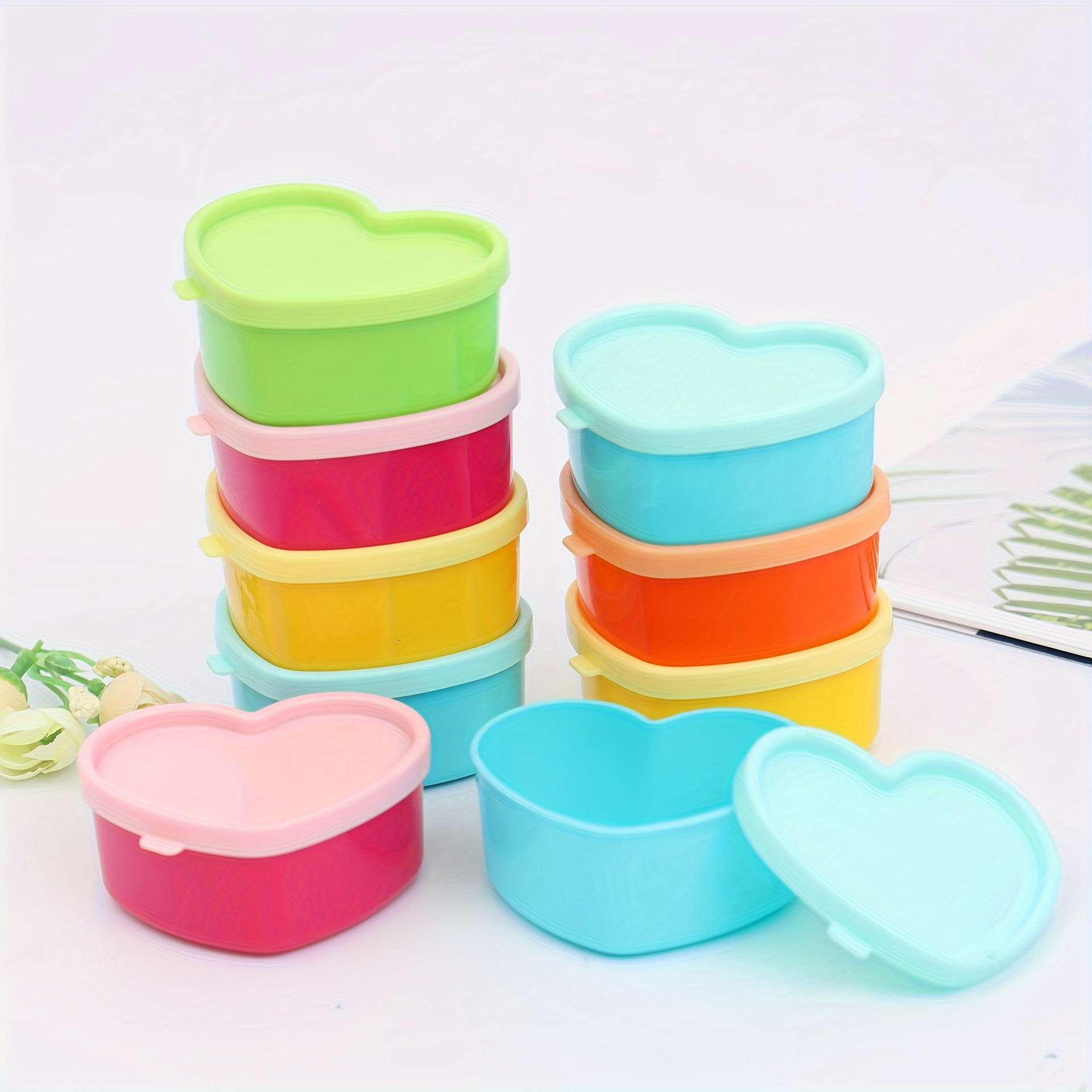 5 Pcs Heart Shaped Plastic Storage Containers Set - Leak Proof Flip Top, Reusable, Food Contact Safe, Multipurpose Snack & Spice Organization - Hand Washable Crisper Boxes - Image 7