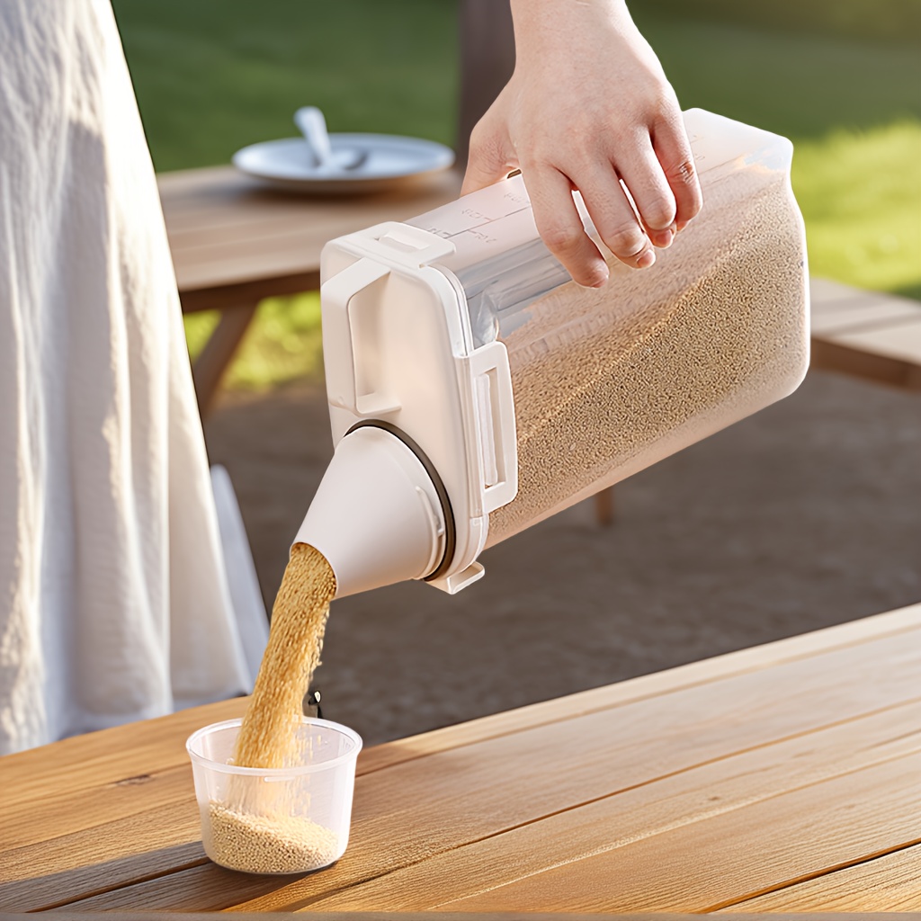 Outdoor Grain Storage Box - 2.5-Liter Airtight Container for Dry Goods, Includes a Measuring Cup, Made of Bpa-Free PP Material, Stackable Camping Kitchen System, Suitable for Hiking/Rv Trips.