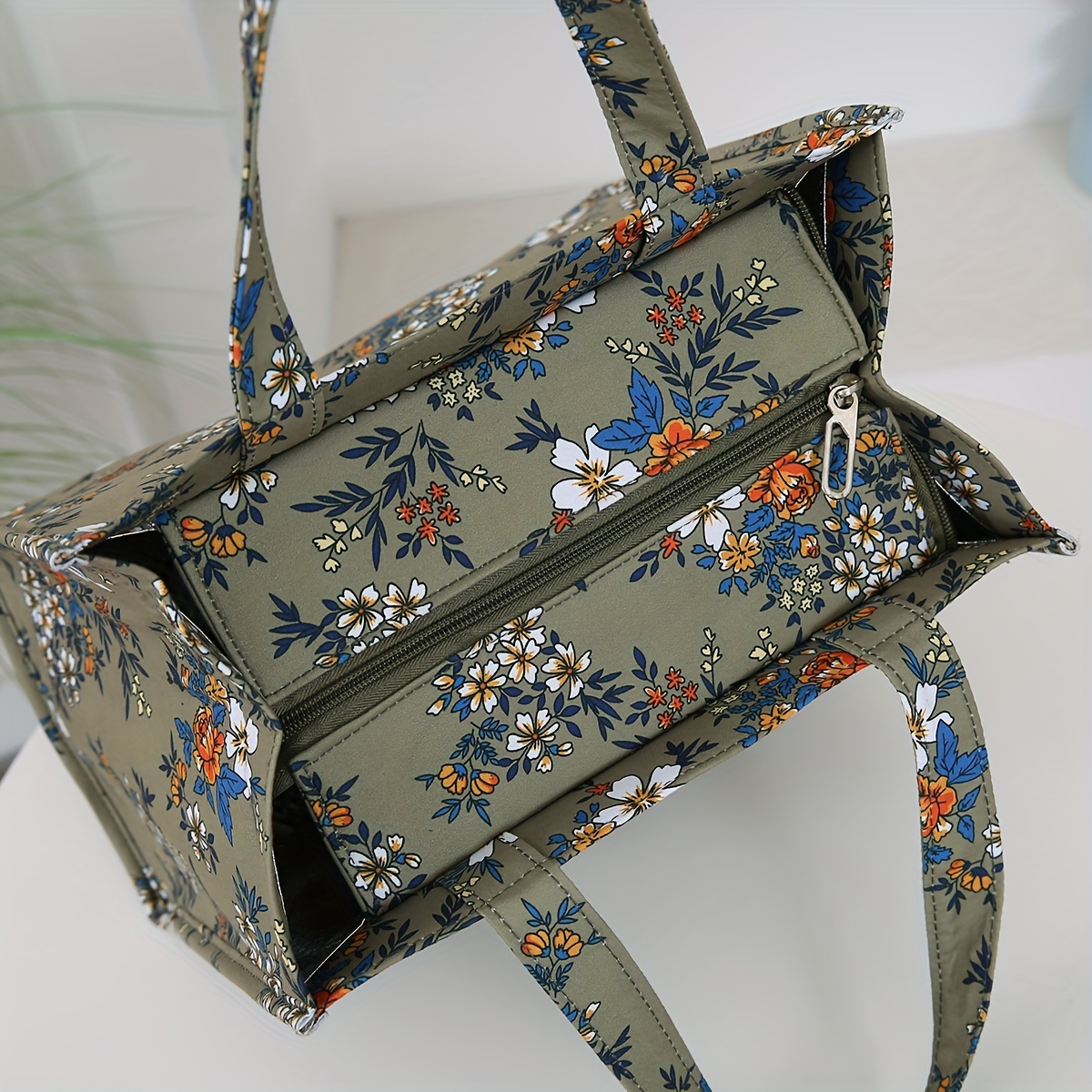 New nylon print large capacity portable inner aluminum foil insulation zipper semi-closed lunch box bag Work commute with lunch handbag Non-food contact,back to school lunch bag