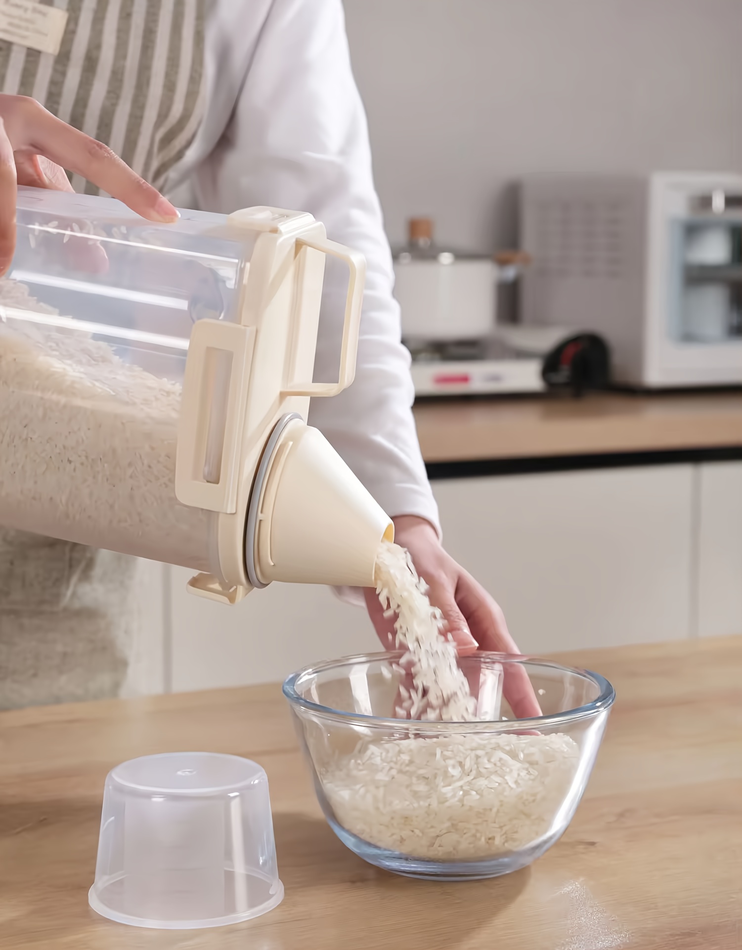 Household storage miscellaneous grain barrels storage tanks kitchen rice barrels fresh-keeping boxes with measuring cups