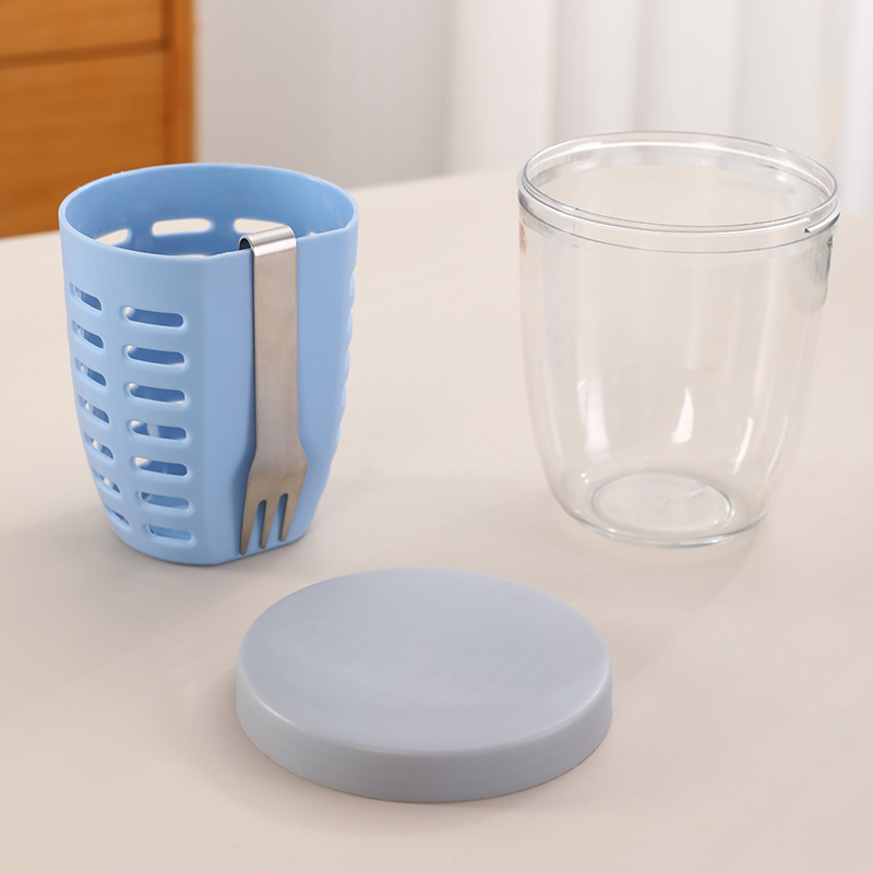 1pc Portable Salad Cup with Fork - Leak-Proof, Large Capacity, Drainable Fresh Fruit Container for Office, School & Outdoor Use, Blue Plastic Picnic Box with Ventilation Holes, Perfect for Tomatoes, Lettuce & Berries, School Salad Box | Stylish Salad Container | Durable Plastic Cup